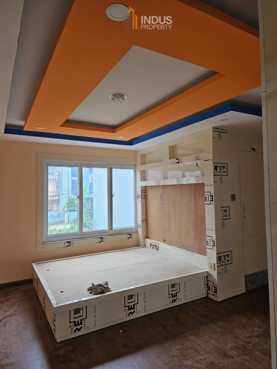 property-image